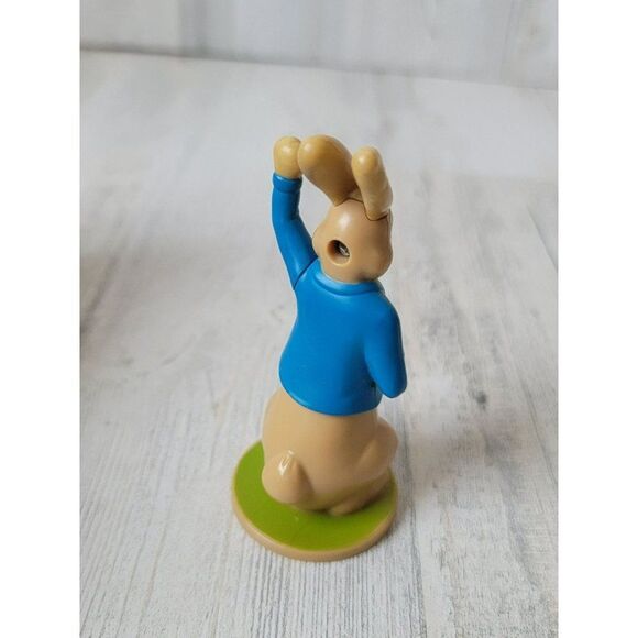 Peter Rabbit McDonald's 2018 Easter toy figure bunny - Picture 4 of 5